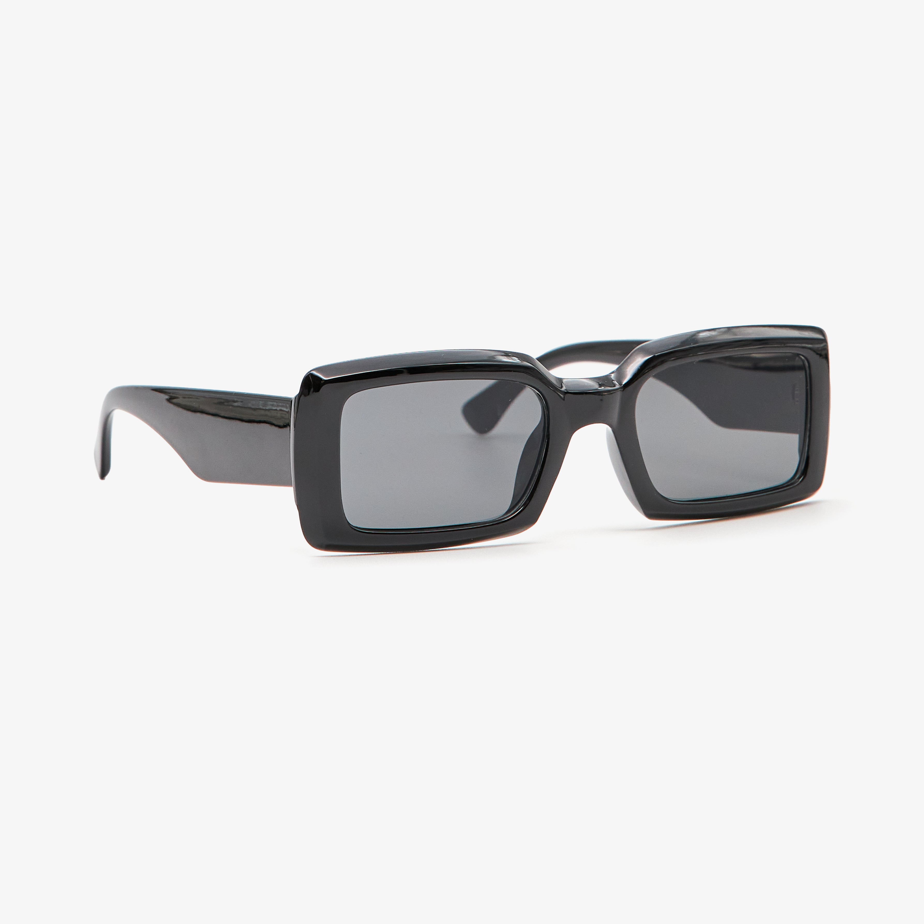 Vivienne- Black